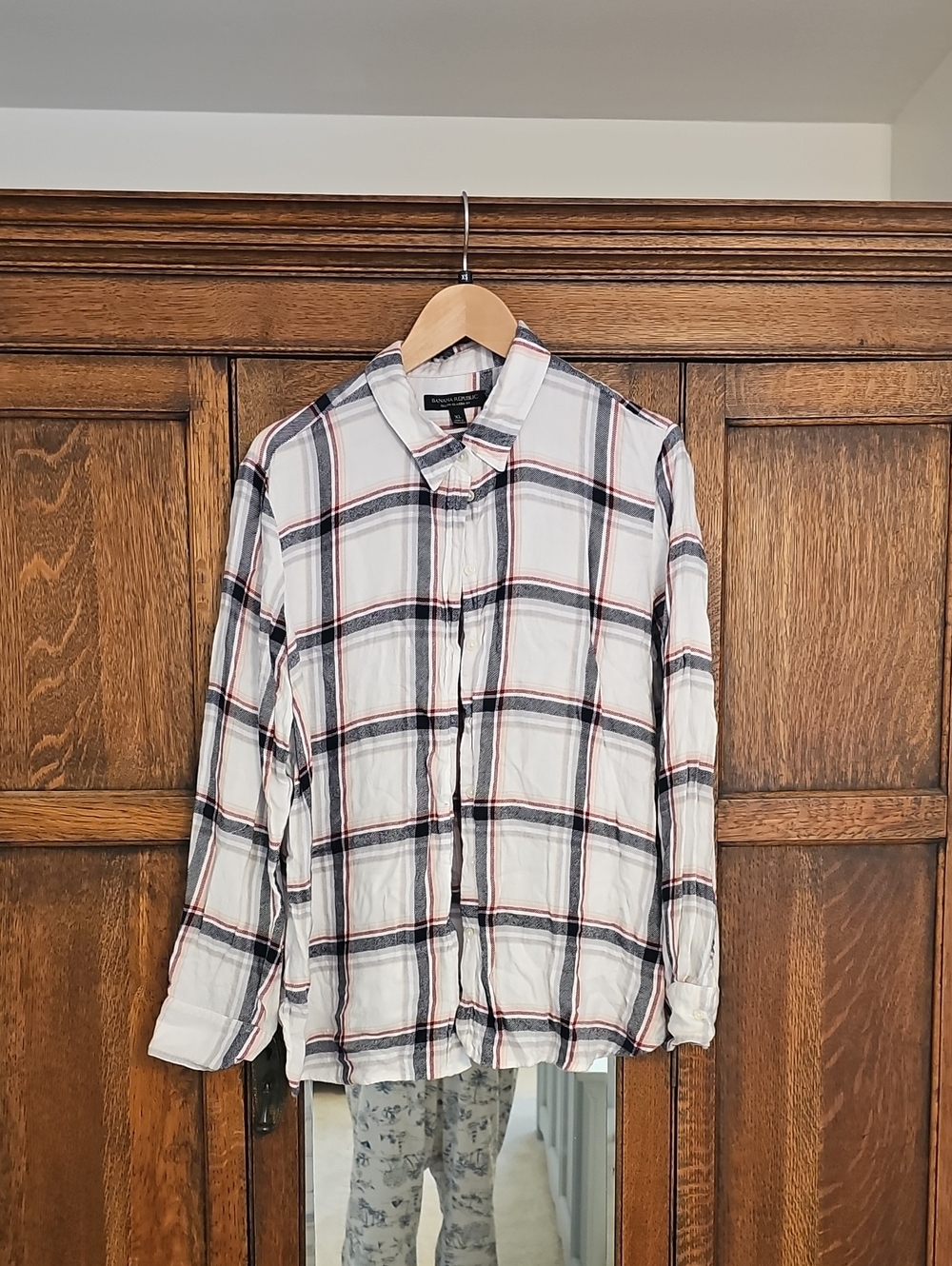 Banana Republic Womans White Plaid Button-Down Shirt with Black & Red Accents